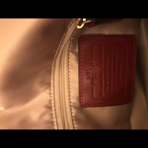 Deep red Coach shoulder bag - Picture 5 of 5